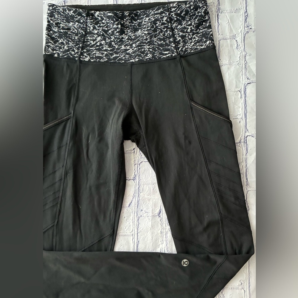 LULULEMON Speed UP women’s size 4 leggings